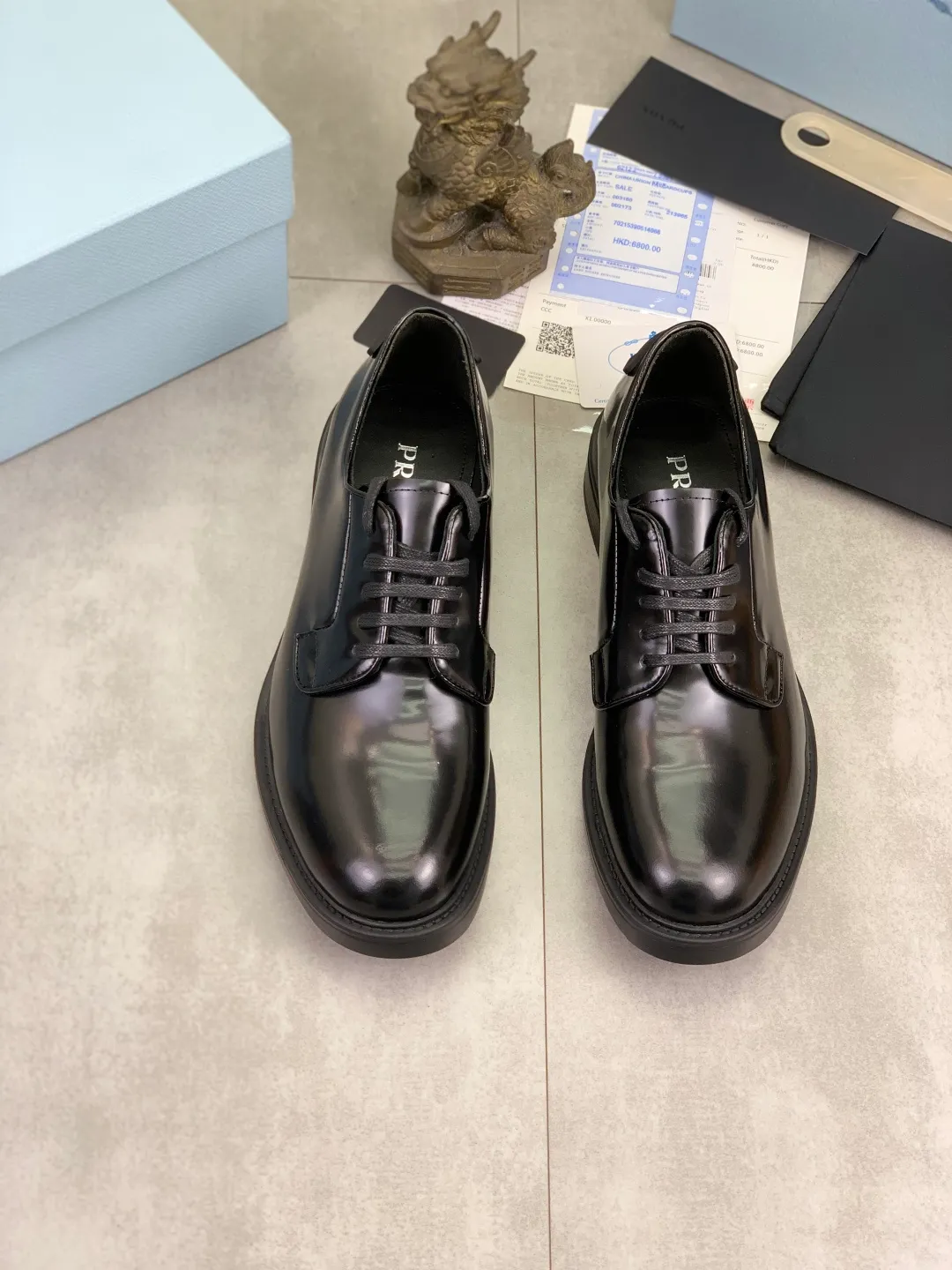 Men's Men's Shoes💰P640💰[New Style] High Quality Water-dyed Niuli 🆘[PRADA] Prada's latest casual business leather shoes for men! Listed simultaneously! The fabric is made of specially imported original calfskin, and the interior is made of imported water-dyed cowhide. It is absolutely luxurious and leads the fashion trend. High-end combination rubber outsole, size: 38-44 (45 and 46 can be customized) 3️⃣ colors available